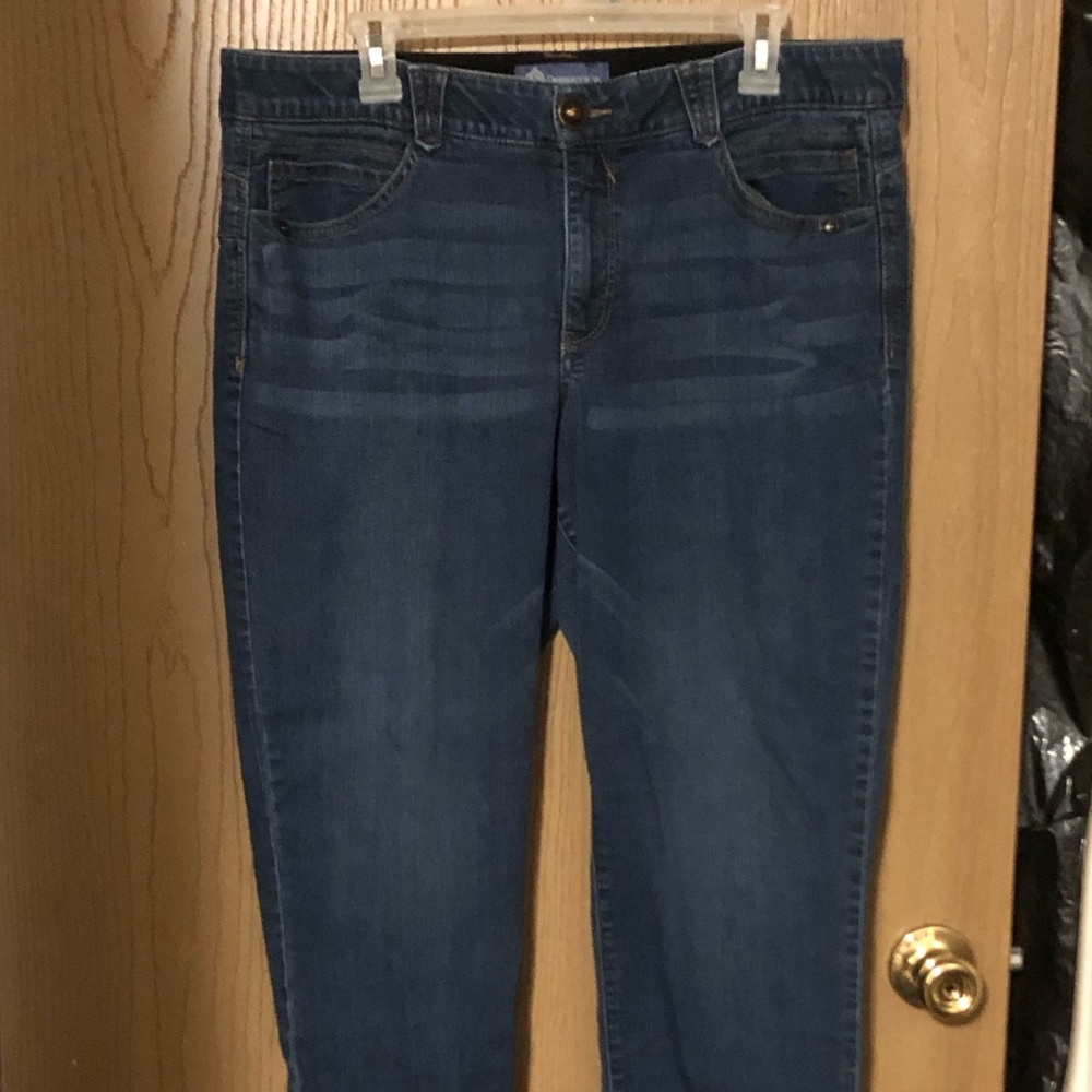 Democracy Blue Skinny Jeans Versatile Style - Picture 2 of 3